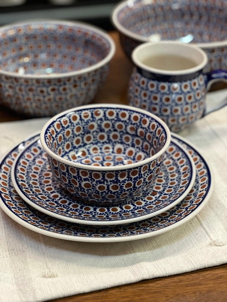 Bowl, Round, 4.5" in "Chocolate Drop" by Manufaktura | M082T-55 - Image 2