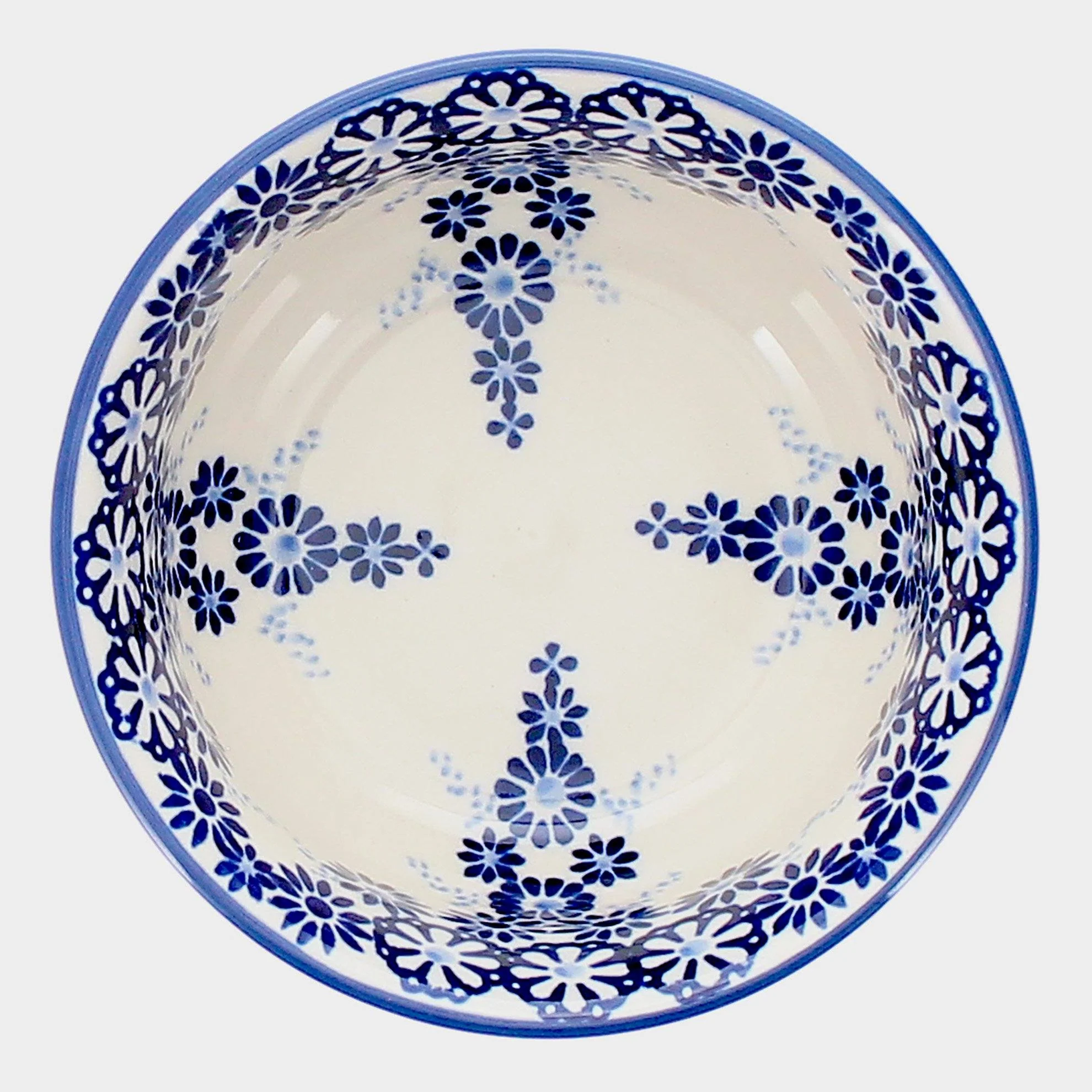 Bowl, Round, 5.5" in "Cobalt Falls" by Manufaktura | M083U-WB04 - Image 3