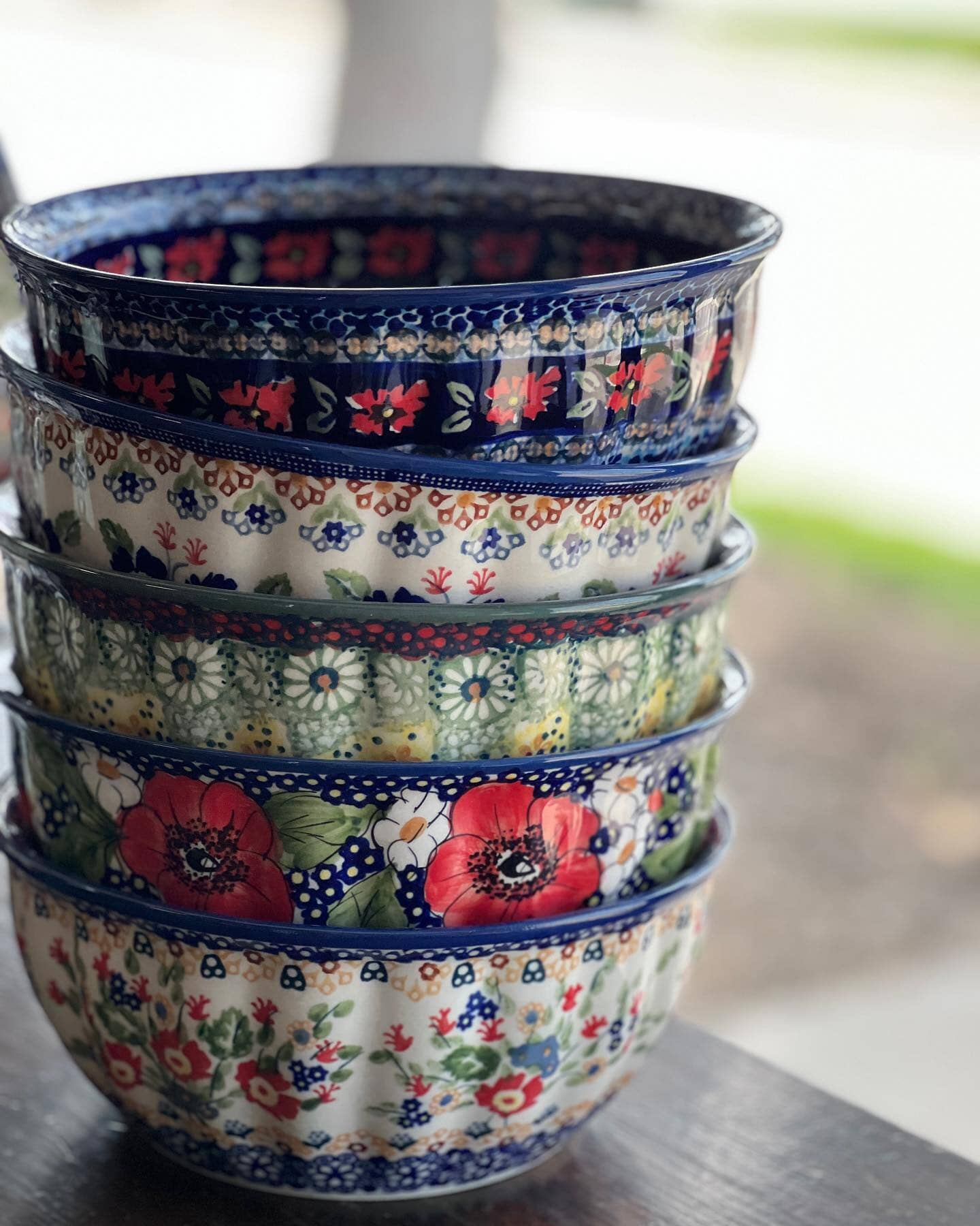 Bowl, Round, 6.5" in "Floral Chain" by Manufaktura | M084T-EO37 - Image 2