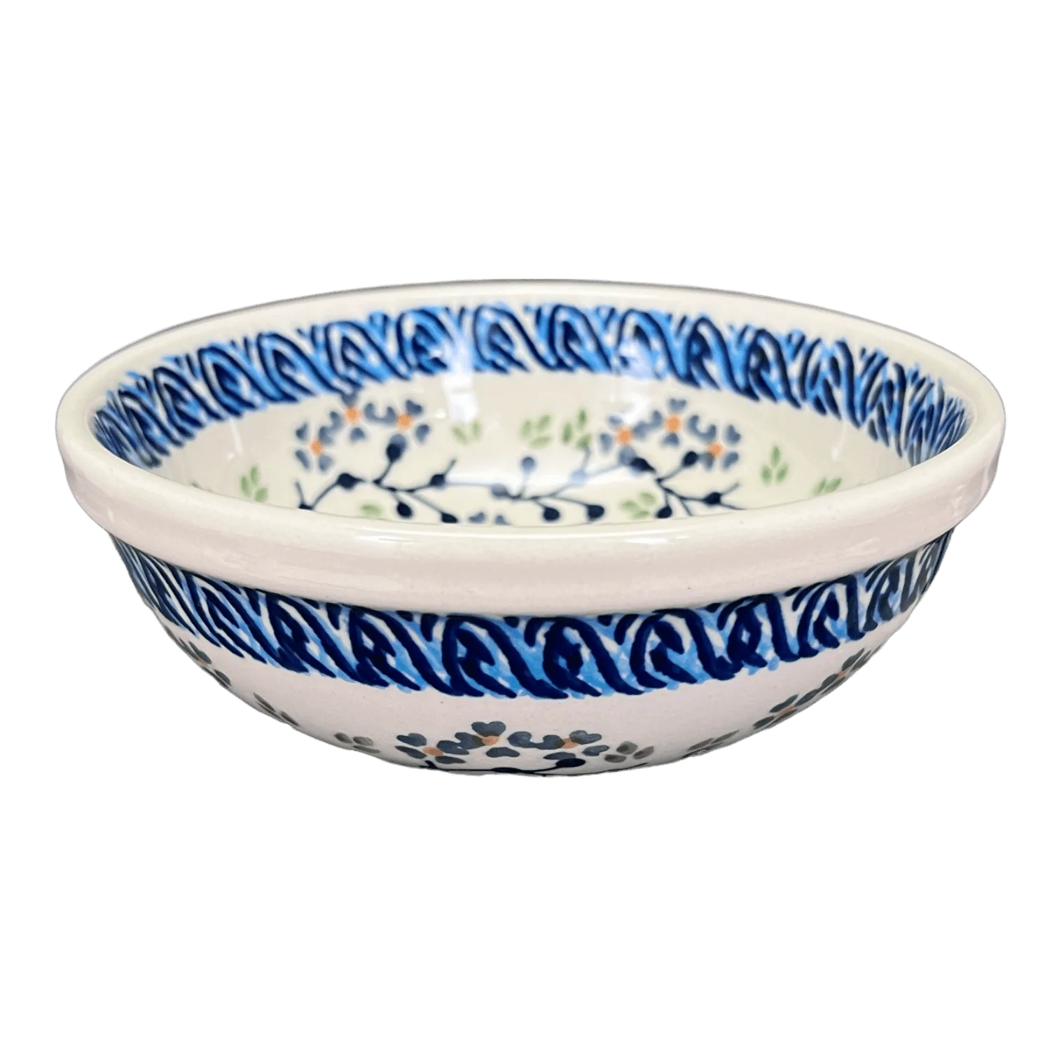 Bowl, Round, 6" in "Baby Blue Eyes" by Manufaktura | M089T-MC19