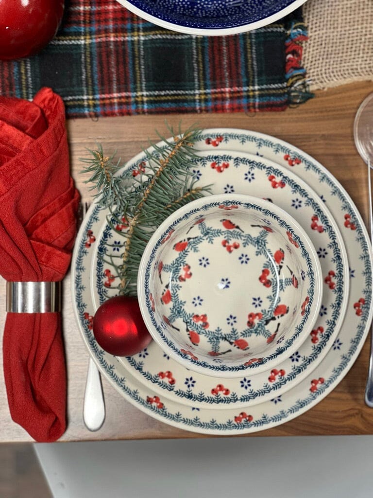 Plate, Round, Dessert, 7.25" in "Red Bird" by Manufaktura | T131T-GILE - Image 2