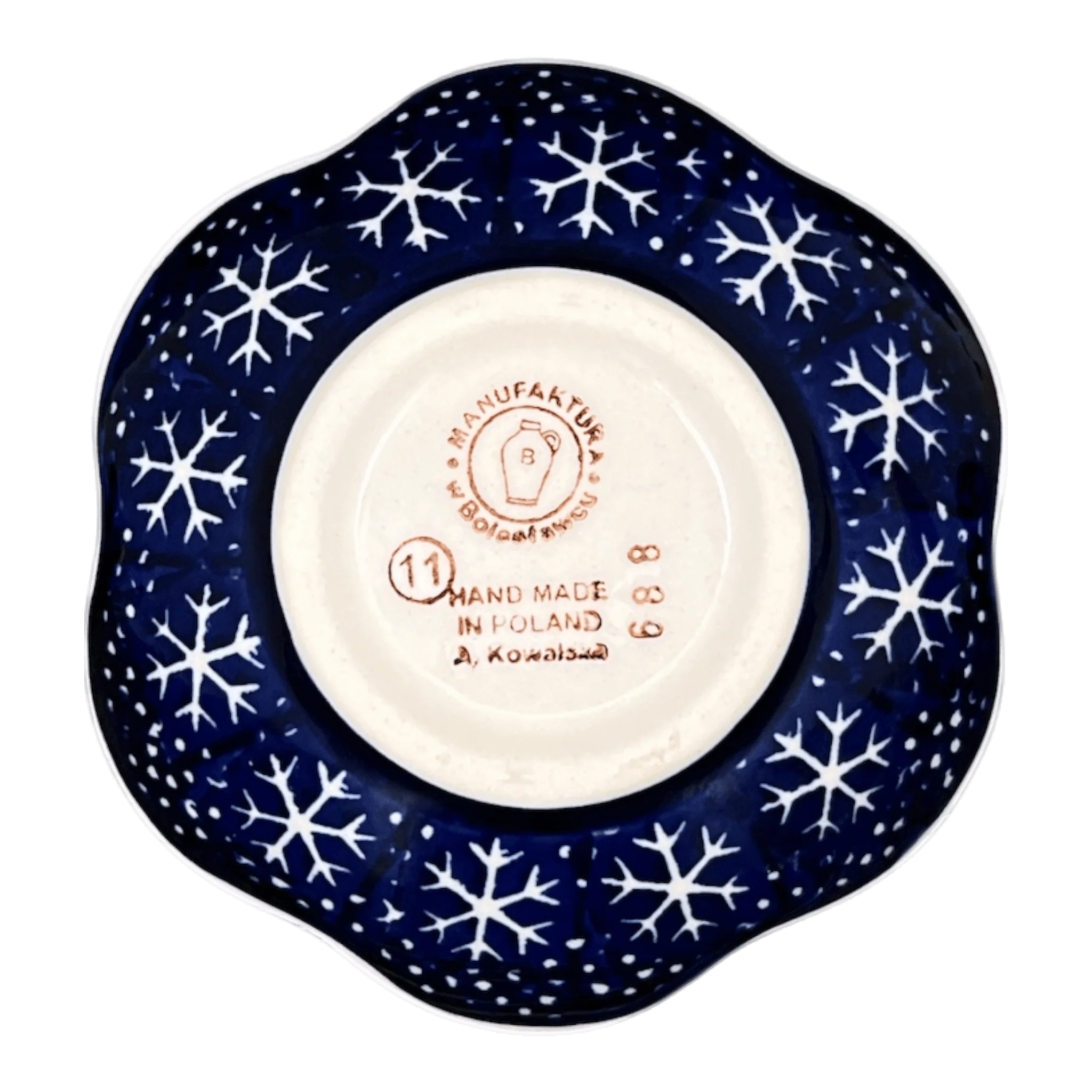 Bowl, Scalloped, Shallow, 4.25", (P205) in "Snow Drift" by Manufaktura | P205T-PZ - Image 4