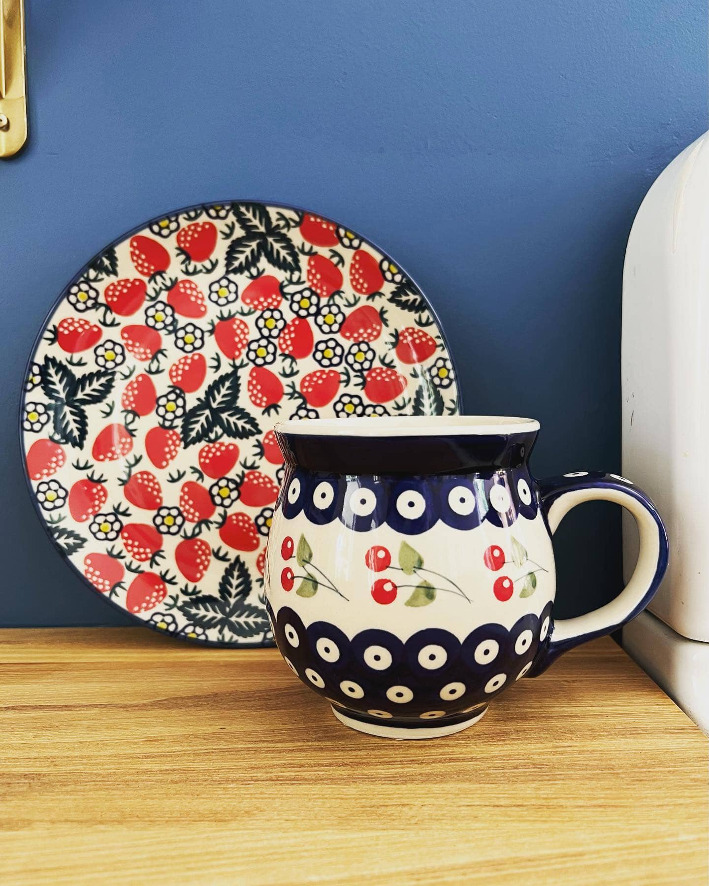 Mug, Belly Mug, 16 oz Large in "Peacock in Line" by Manufaktura | K068T-54A - Image 3