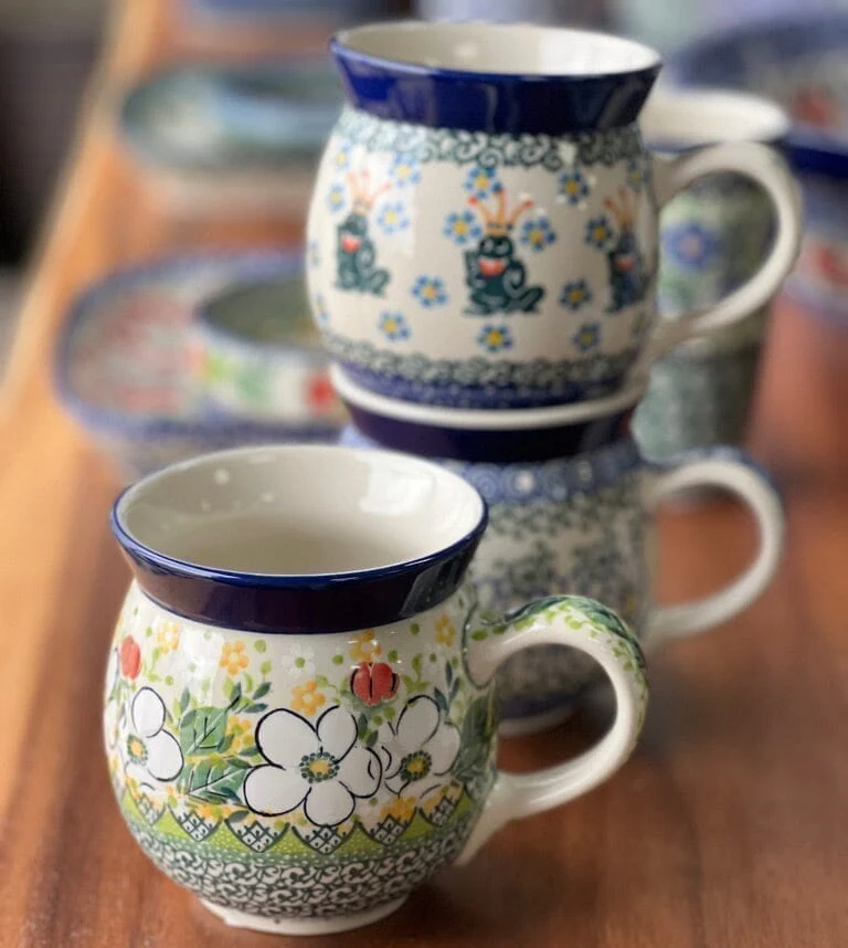 Mug, Belly Mug, 16 oz Large in "Strawberry Patch" by Ceramika Artystyczna | A073-721X - Image 2