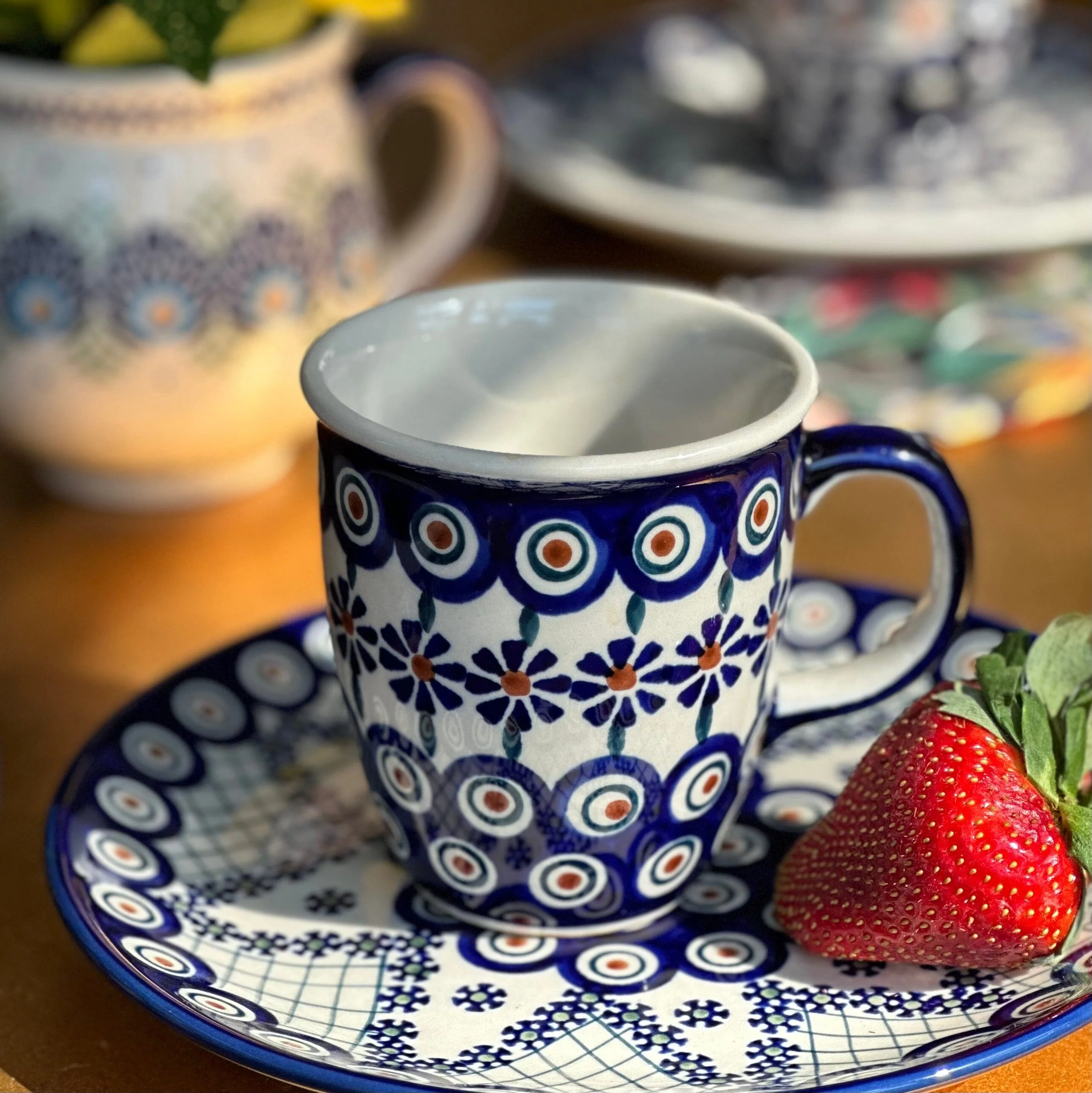 Mug, Mars Mug, 10oz Small in "Floral Peacock" by Manufaktura | K081T-54KK - Image 2
