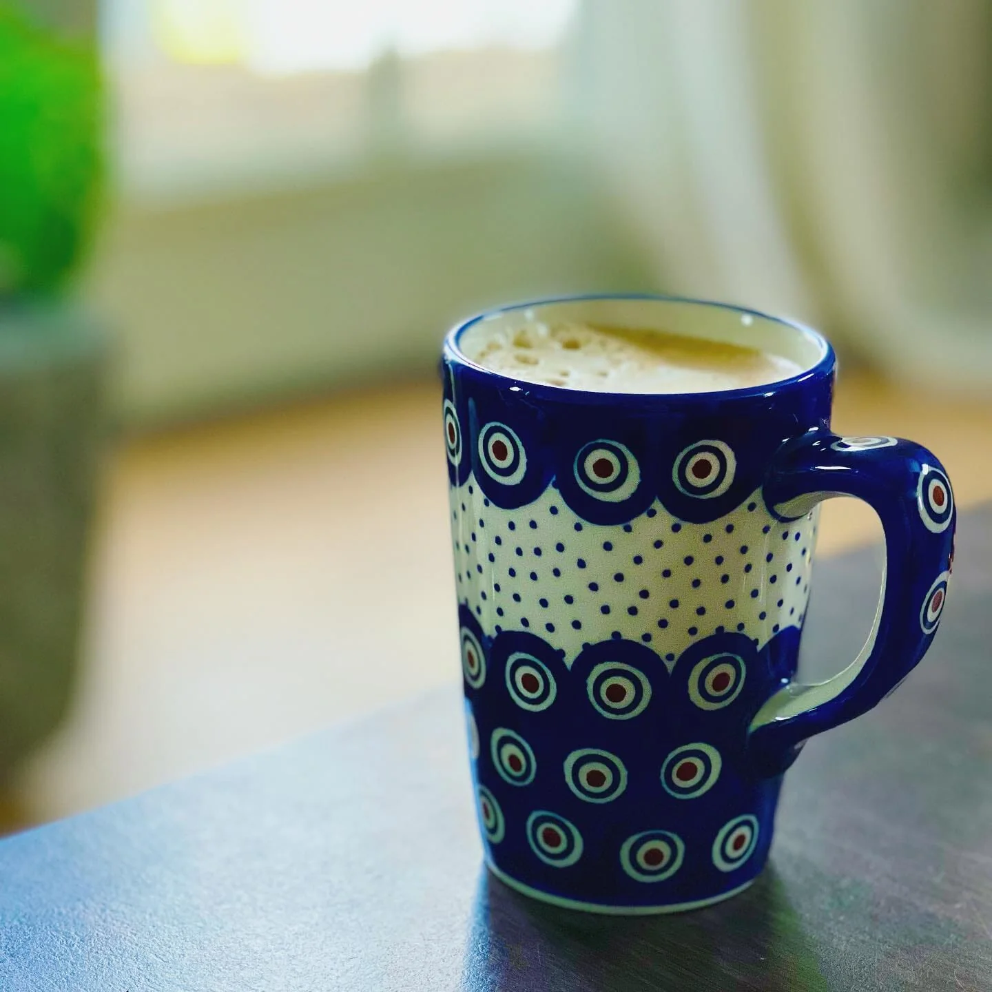 Mug, Pluton Mug, 12 oz in "Butterfly Garden" by Manufaktura | K096T-MOT1 - Image 2